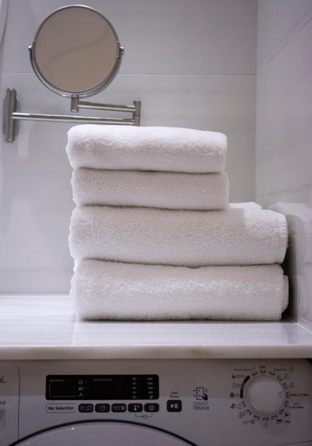 Hostgost Selected Suites - Botanical Garden Beograd Ngoại thất bức ảnh
