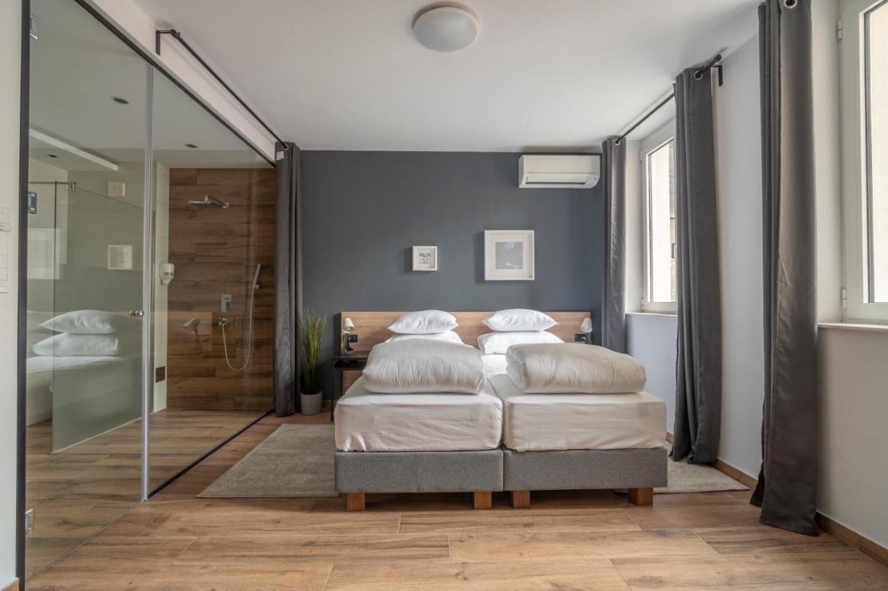 Hostgost Selected Suites - Botanical Garden Beograd Ngoại thất bức ảnh